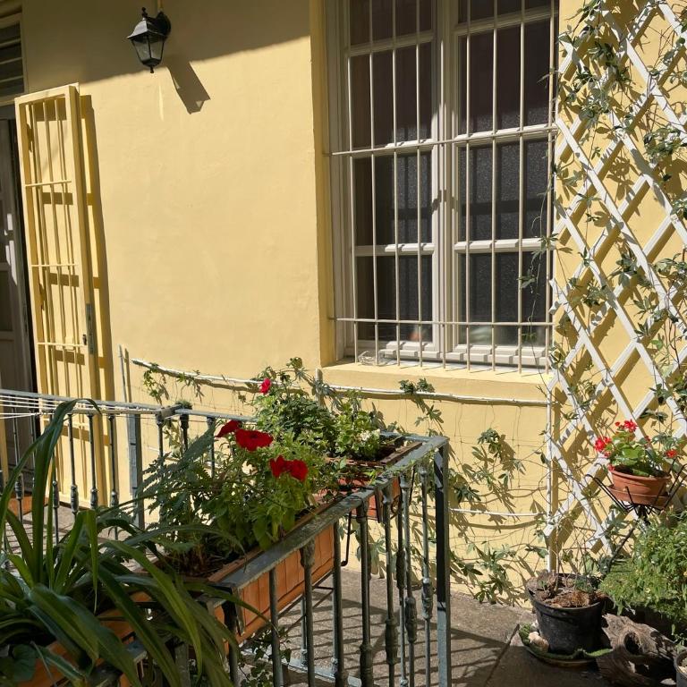 La Casa di Ringhiera - silenzioso appartamento di charme con balcone nel quadrilatero romano - Two-Bedroom Apartment - 28