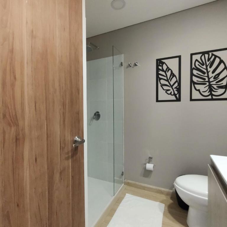 The Hood 102, Modern and Luxury Apartments - Deluxe One-Bedroom Apartment - 3