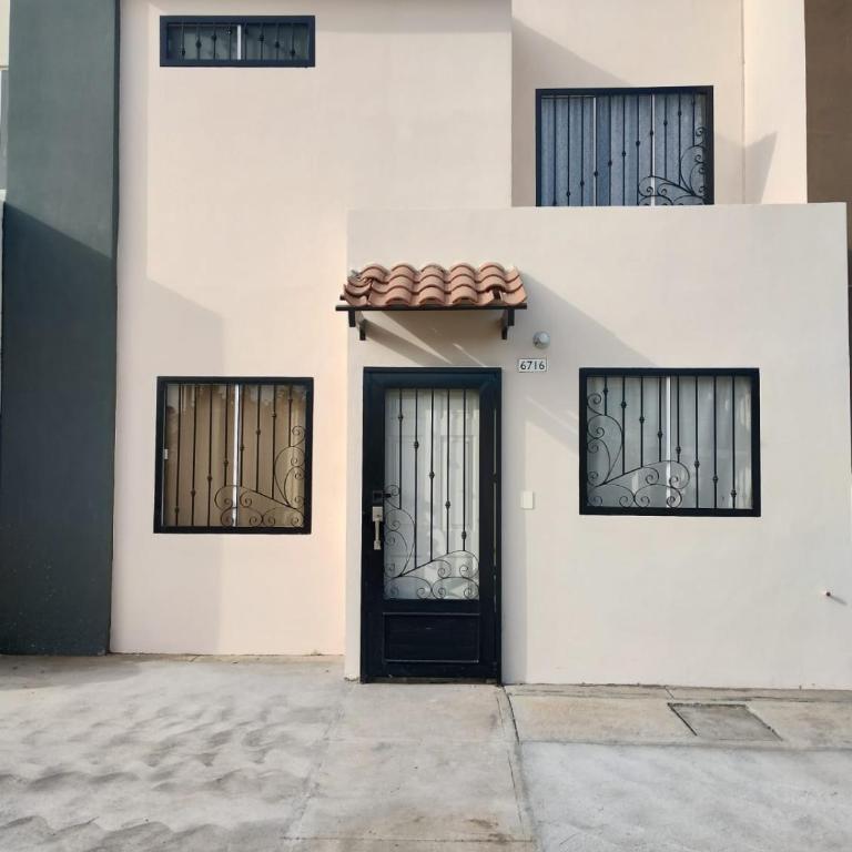 MAZA HOUSE, Cerca de la playa, privada con alberca - Three-Bedroom Home - 6