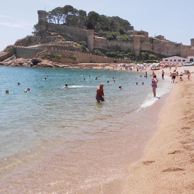 Stunning Apartment In Tossa De Mar - Apartamento de 2 dormitorios - 5