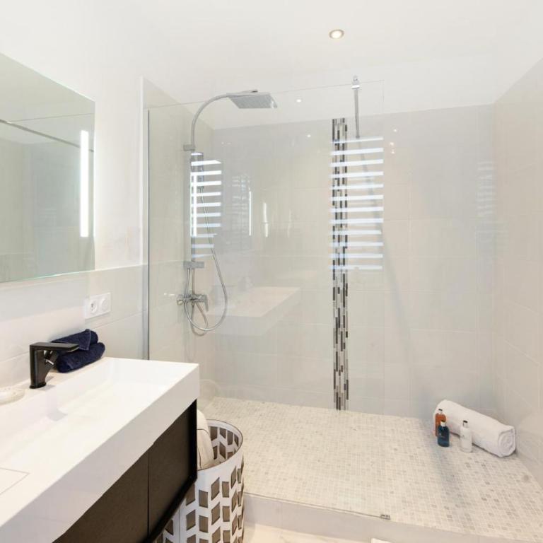 Luxurious 3 bedroom apartment, in the heart Cannes - Appartement 3 Chambres - 6