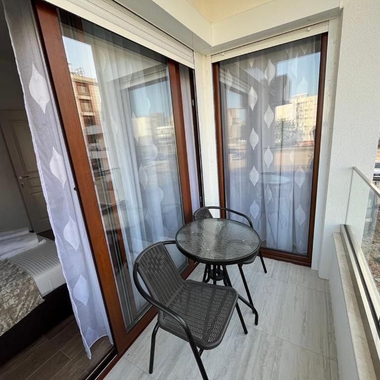 Apartments Nermina - Apartment with View and Balcony - 9