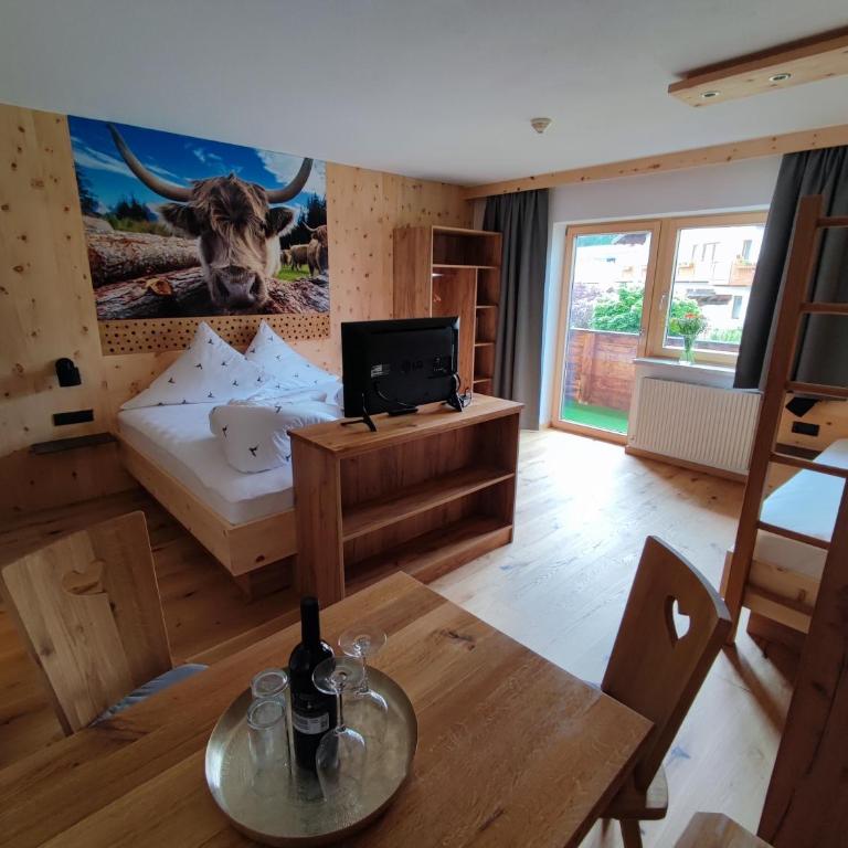 Apart Ideal - Familienzimmer mit Balkon - 3