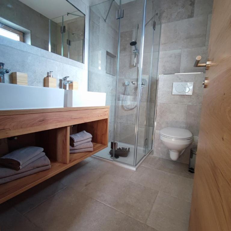 Apart Ideal - Familienzimmer mit Balkon - 14