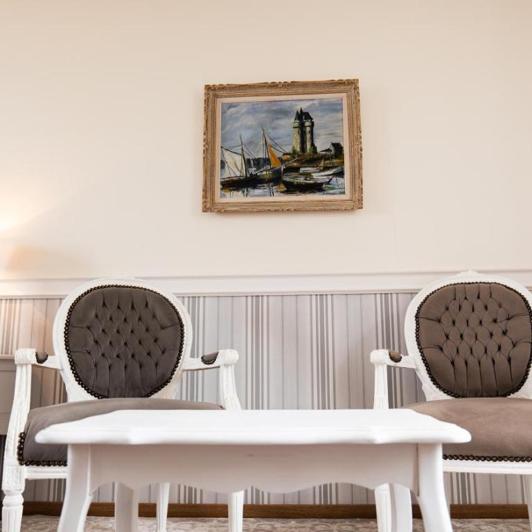 Manoir 1685 Saint Malo - Chambre Lit King-Size Deluxe - 16