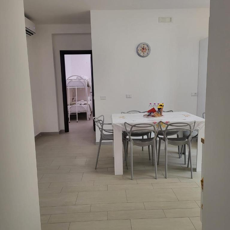 Partenope - Appartamento con 2 Camere da Letto - 19