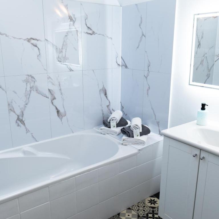 Manoir 1685 Saint Malo - Chambre Quadruple de Luxe - 7
