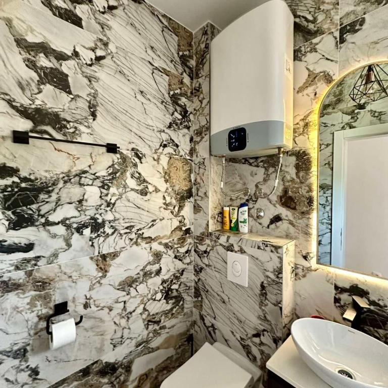Adriatic Dream - Deluxe Double Room with Balcony - 6