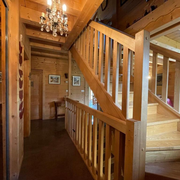 Chalet spacieux avec WIFI et animaux acceptés, garage privé - Chalet 3 Chambres - 6