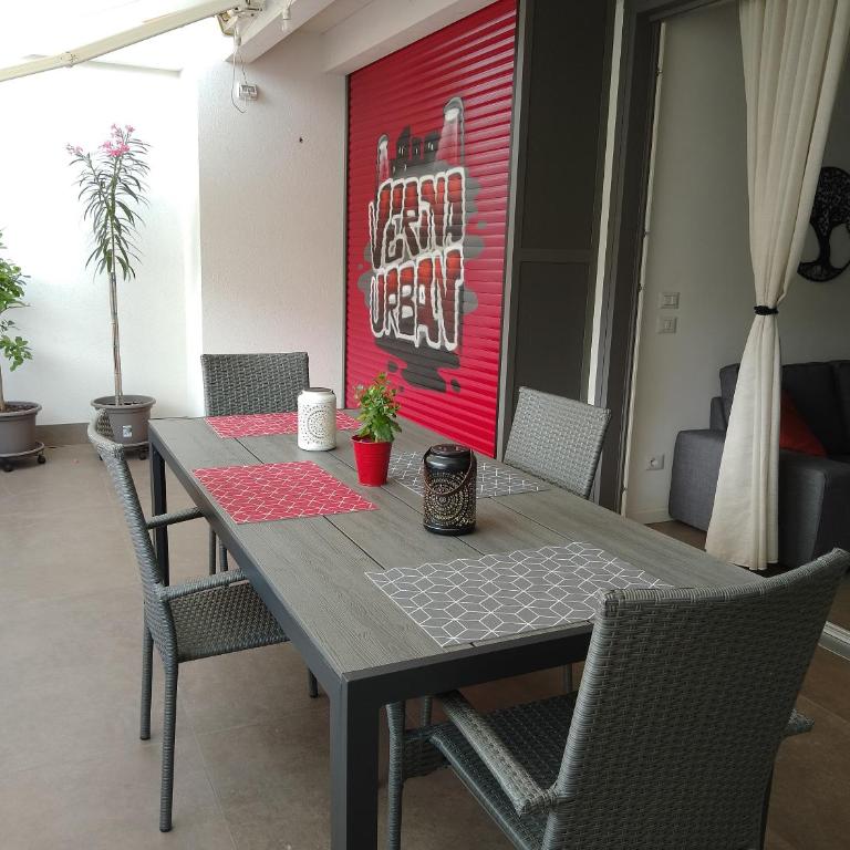 Verona Urban Apartment - Appartamento con 2 Camere da Letto - 12