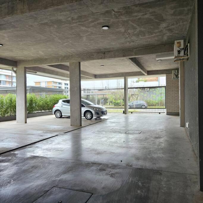 Moderno departamento Condo SUITE c cochera - Apartamento de 1 dormitorio - 8