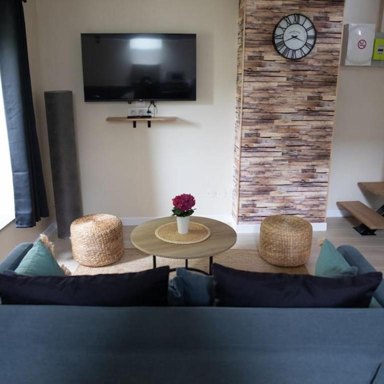 Studio en vieille ville avec chambre en mezzanine - One-Bedroom Apartment - 7