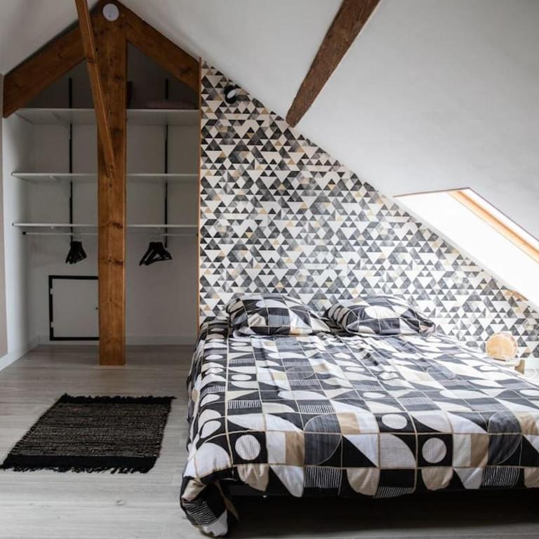 Studio en vieille ville avec chambre en mezzanine - One-Bedroom Apartment - 17