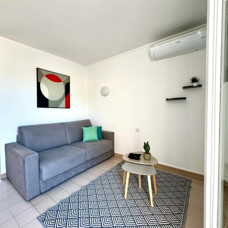 Beach Cannes Bungalows - Holiday Apartments near Cannes - Appartement avec Terrasse - 1