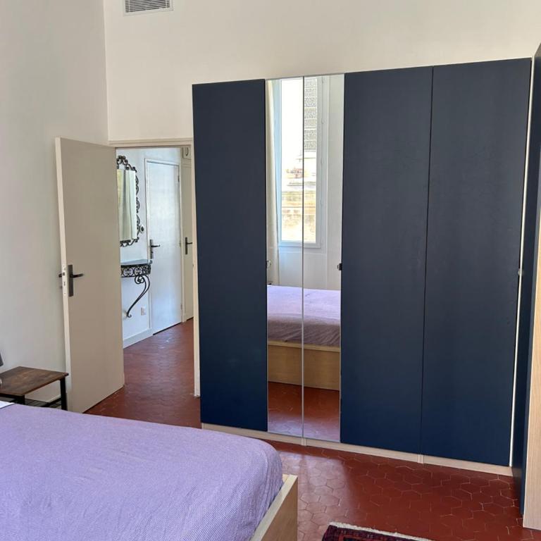 Vieux Port Clim Calme Vue Bonne Mere ou Eglise Appartements de Caractere - Appartement 2 Chambres - 13