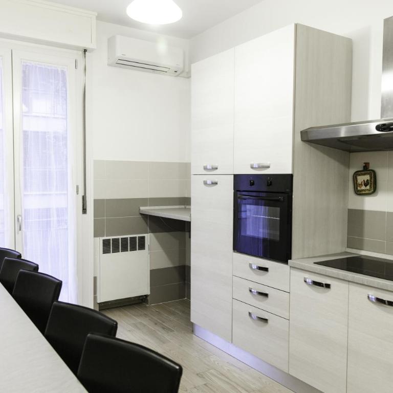 IN FIERA 8 Apartment superior FRONT FAIR - Appartamento Superior con 2 Camere da Letto - 97