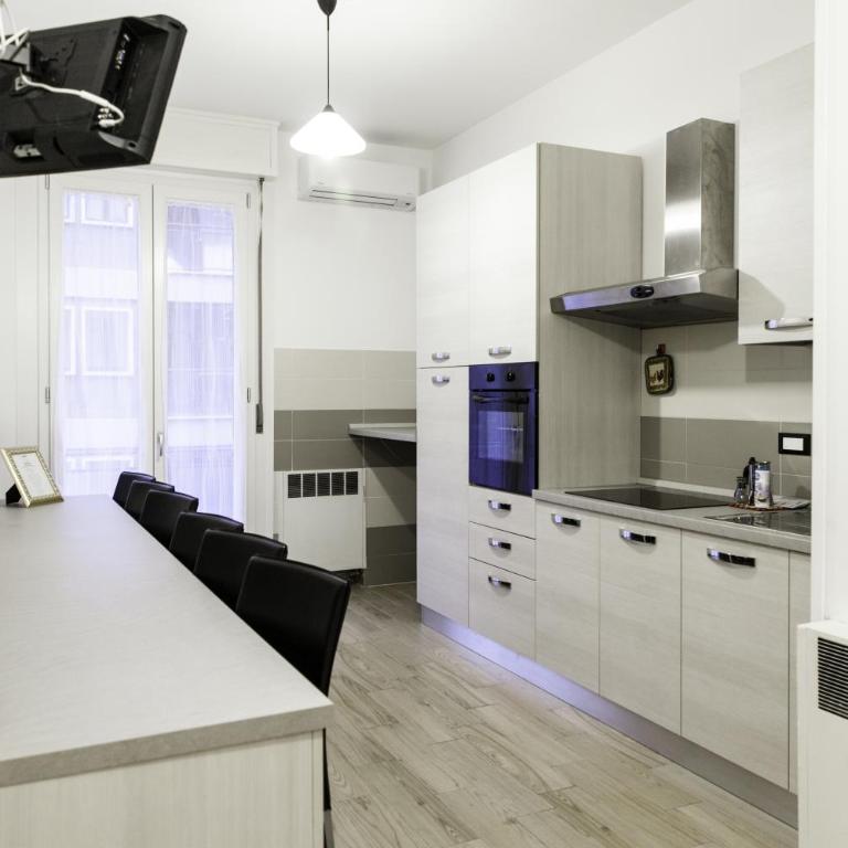 IN FIERA 8 Apartment superior FRONT FAIR - Appartamento Superior con 2 Camere da Letto - 36