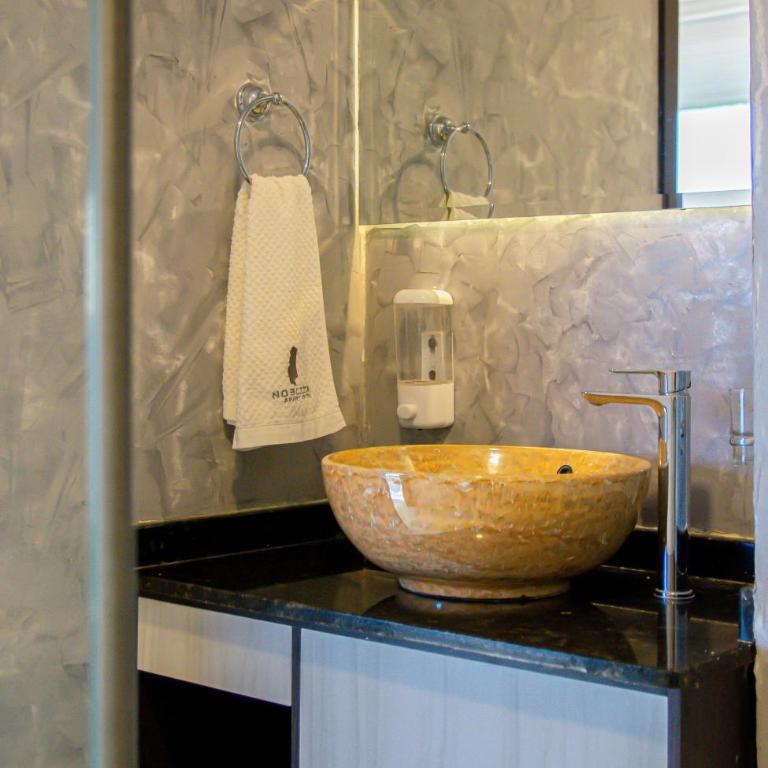 Nobleza Apart Hotel - Suite with Balcony - 10