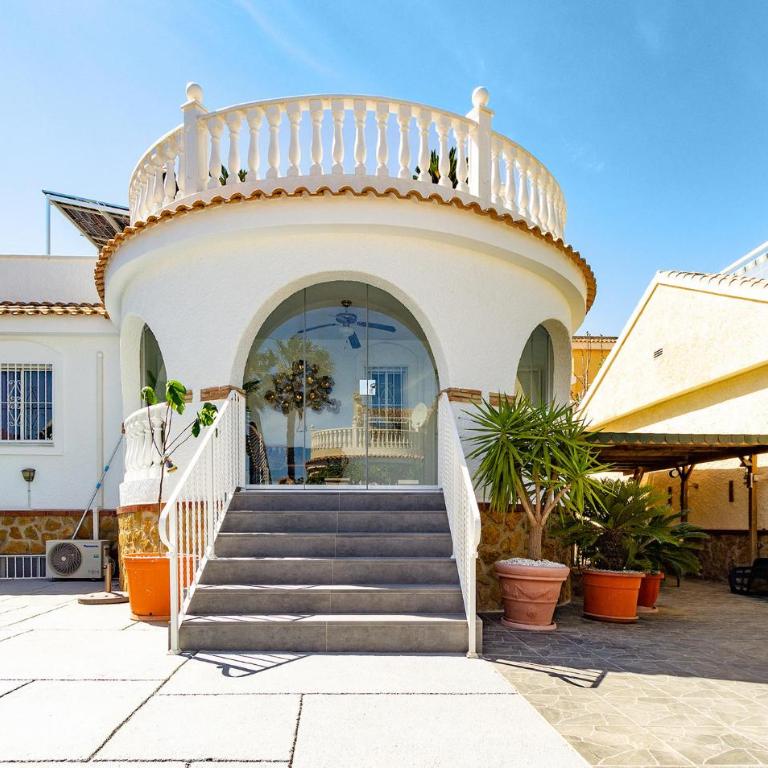 Beach Front Home In Santa Pola - Casa Vacacional de 3 dormitorios - 14