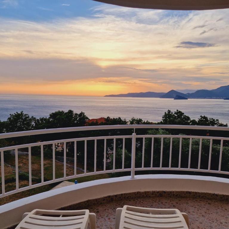 Vila Natalia - One-Bedroom Apartment with Terrace and Sea View - 5