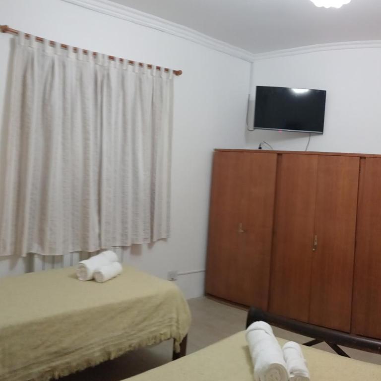 Las Tejuelas - B&B Patagónico - Twin Room with City View - 3