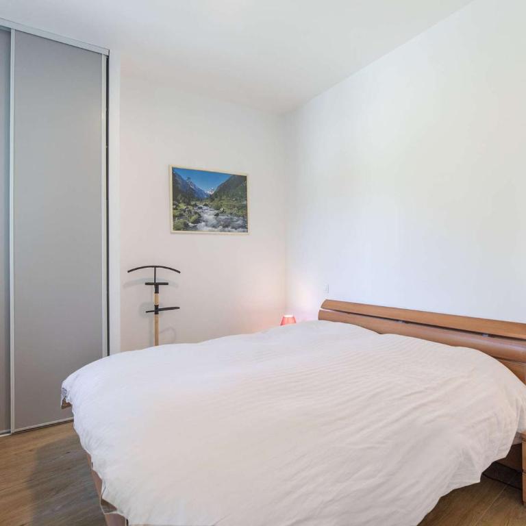 Appartement cosy à Cauterets avec balcon, centre-ville, 2 chambres, pour 4 à 6 personnes - FR-1-401-296 - Appartement - 3