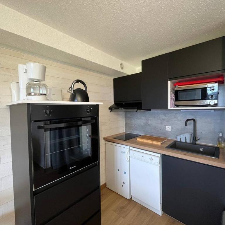 Appartement rénové 2 chambres avec terrasse aux Angles - Appartamento con 1 Camera da Letto - 3