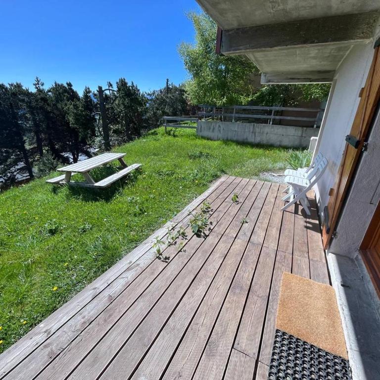 Appartement rénové 2 chambres avec terrasse aux Angles - Appartamento con 1 Camera da Letto - 7
