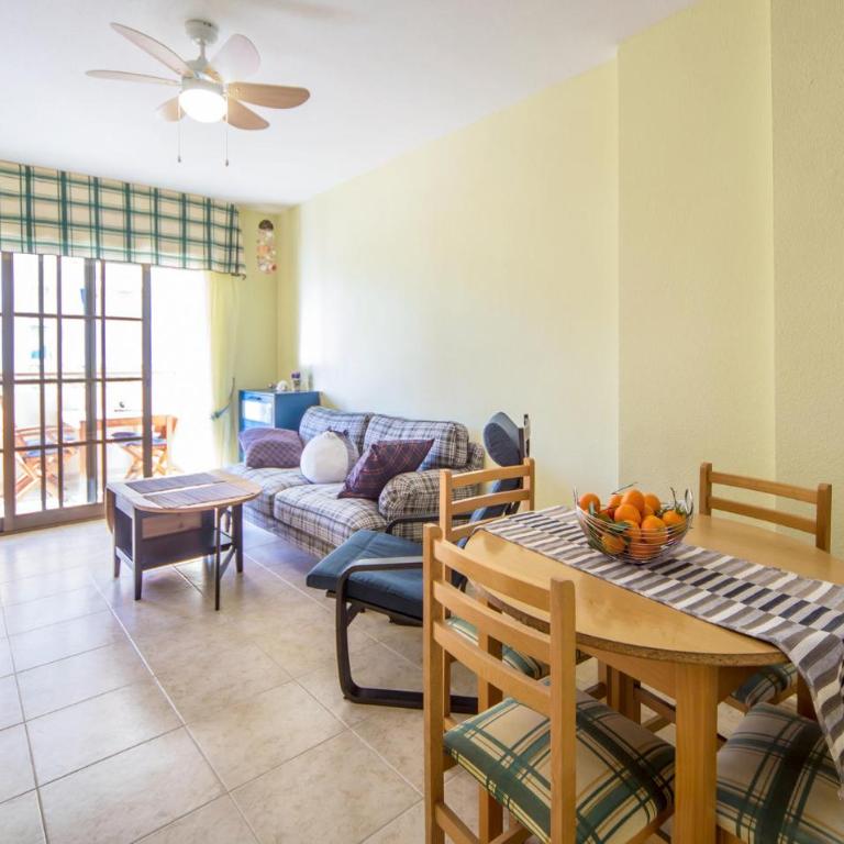Beautiful Apartment In Oropesa Del Mar With Wifi - Apartamento de 2 dormitorios - 10