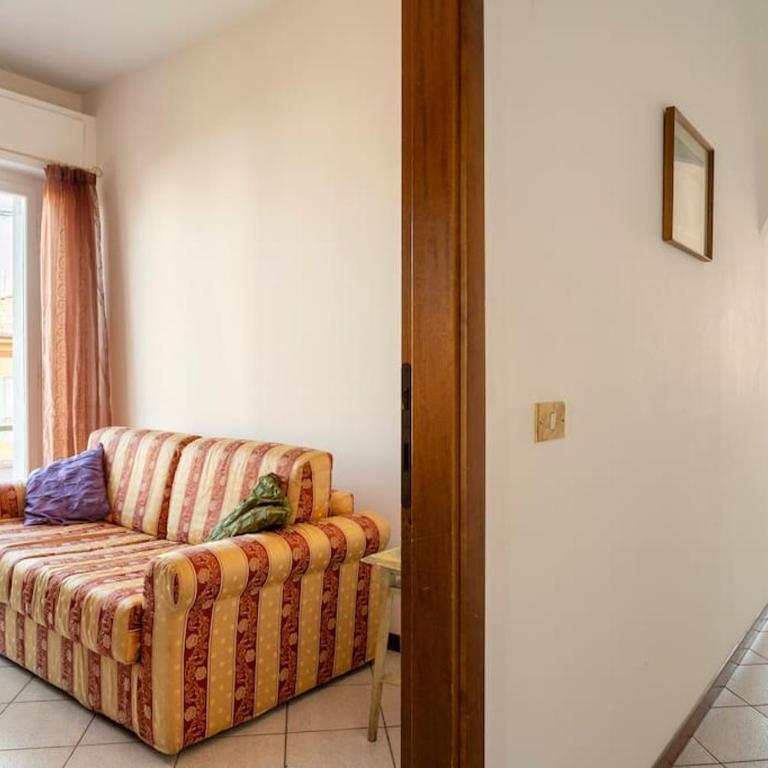 Chic Italian Escape - Casa Vacanze Lorusso - Three-Bedroom Apartment - 6