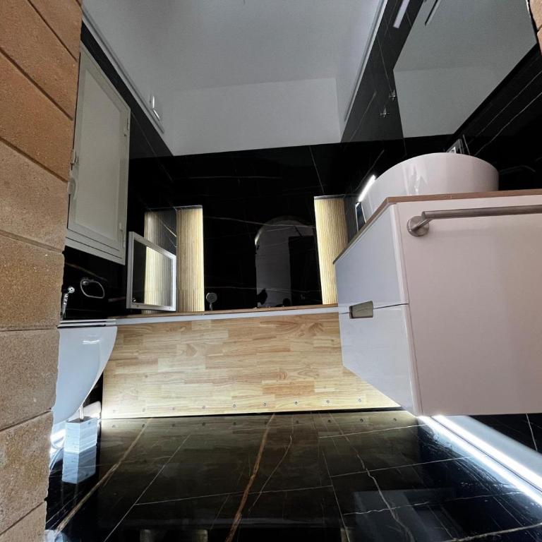 AG SUITE TRAPANI - Suite Deluxe con Vasca Idromassaggio - 15
