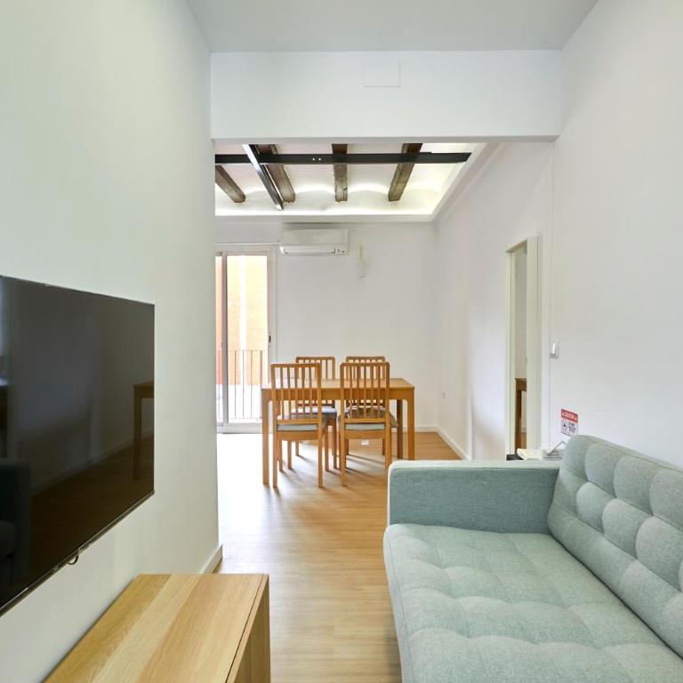 Ma Bright apartment next to Parc de Montjuïc - Apartment - 11