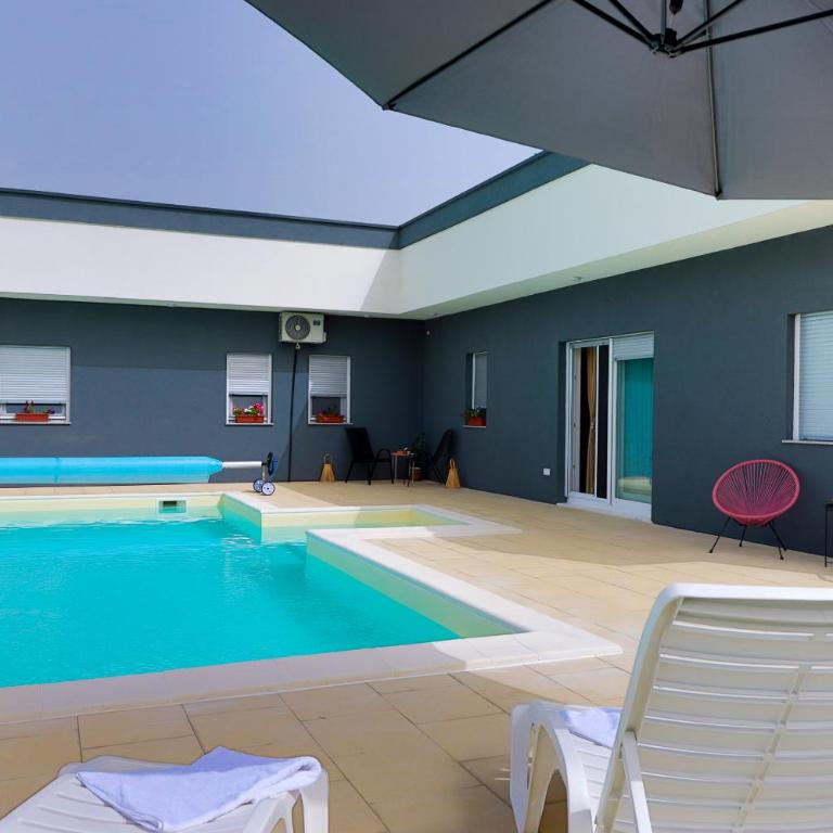 Villa De Luxe Infinity - Villa - 17