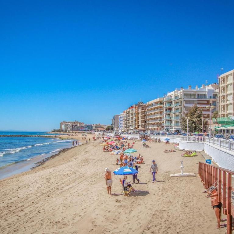 Nice Apartment In La Mata - Apartamento de 2 dormitorios - 21