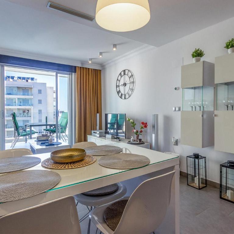 Nice Apartment In La Mata - Apartamento de 2 dormitorios - 7