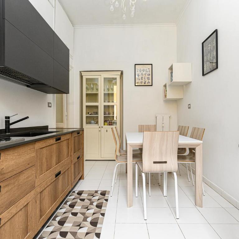 Comfortable & Cozy by NDP rent - Two-Bedroom Apartment - 13
