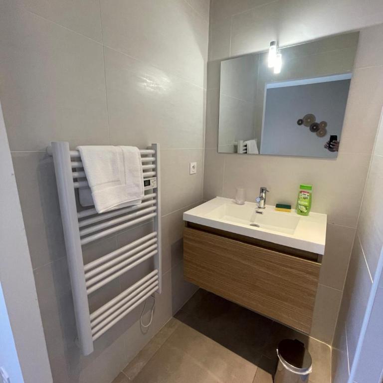 Villa design Cap dAgde piscine et plage - Villa 3 Chambres - 46