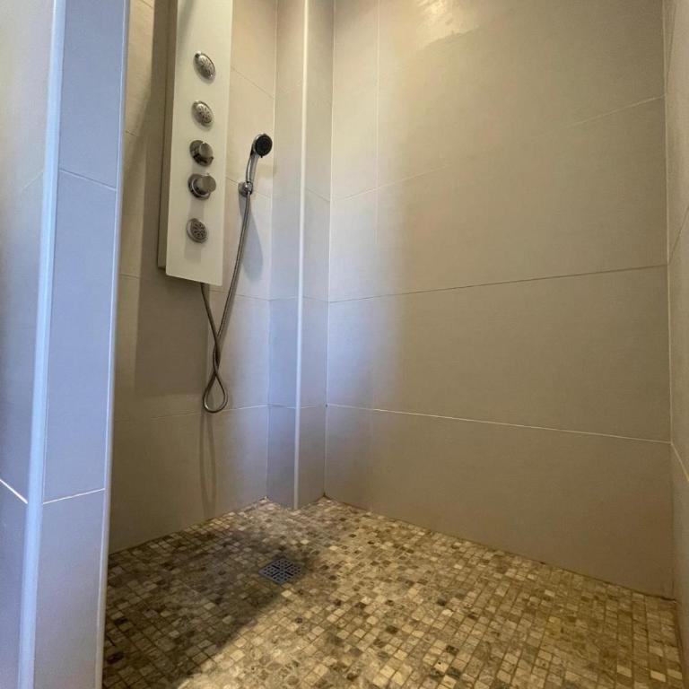 Villa design Cap dAgde piscine et plage - Villa 3 Chambres - 48