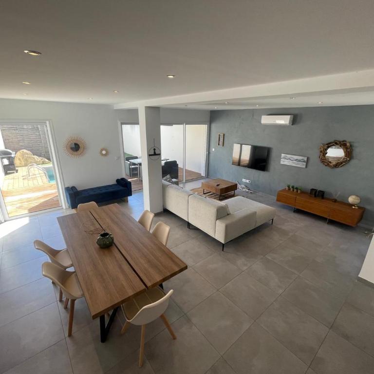 Villa design Cap dAgde piscine et plage - Villa 3 Chambres - 24