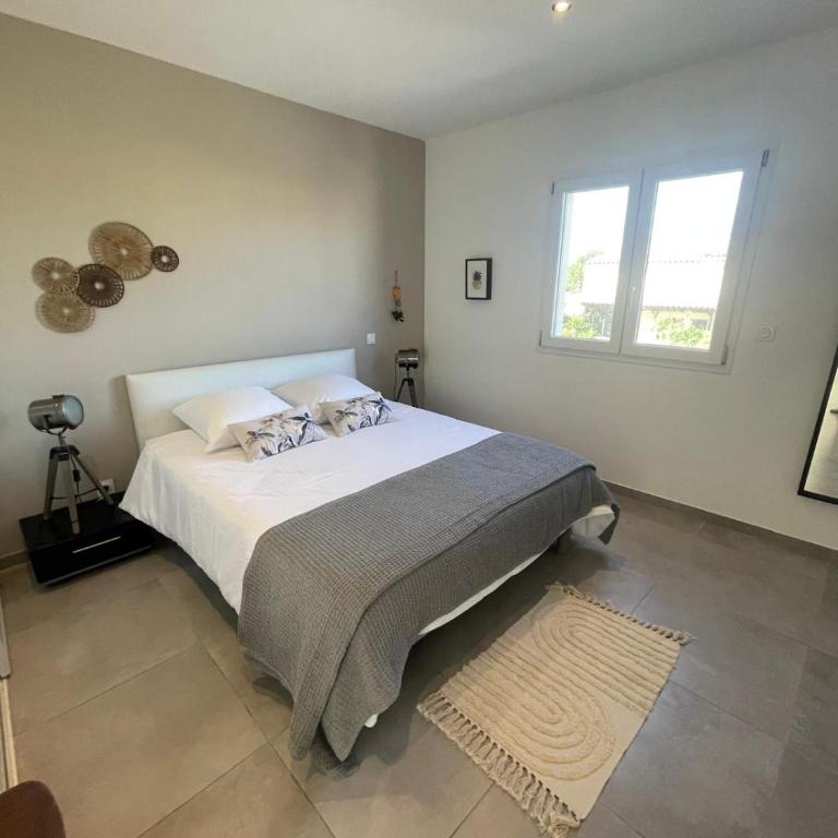 Villa design Cap dAgde piscine et plage - Villa 3 Chambres - 35