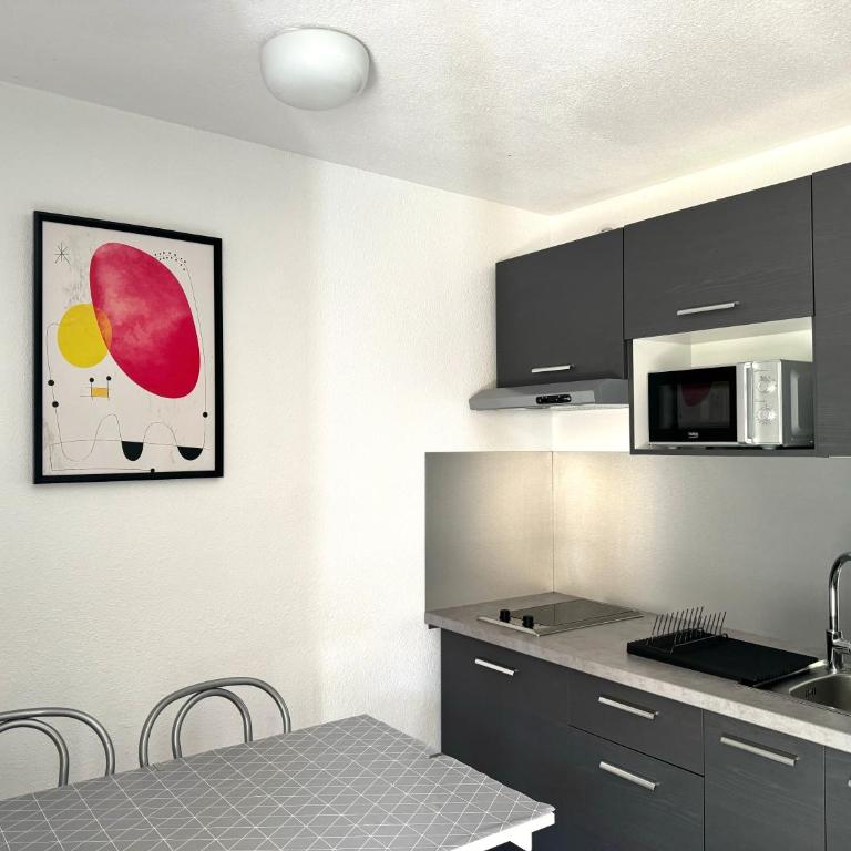 Beach Cannes Bungalows - Holiday Apartments near Cannes - Appartement avec Terrasse - 10