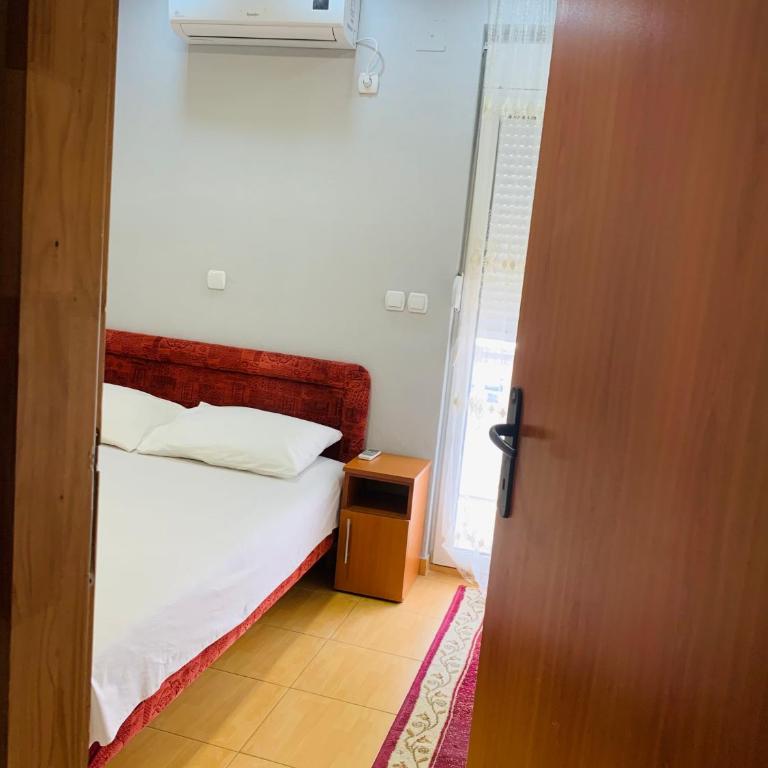 Apartments Delfin - Apartman sa 2 Spavaće Sobe i Balkonom - 10