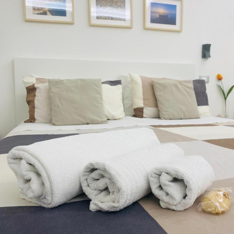Sicilian Rooms - Camera Matrimoniale Deluxe con Vasca - 14