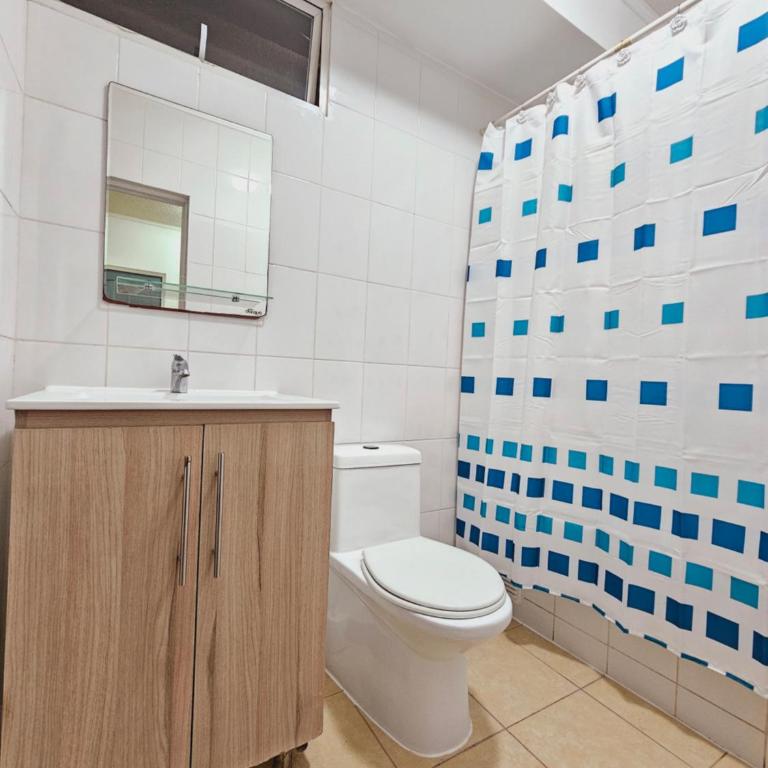 Apartamentos y Habitaciones Privadas Automatizados - Three-Bedroom Apartment - 12
