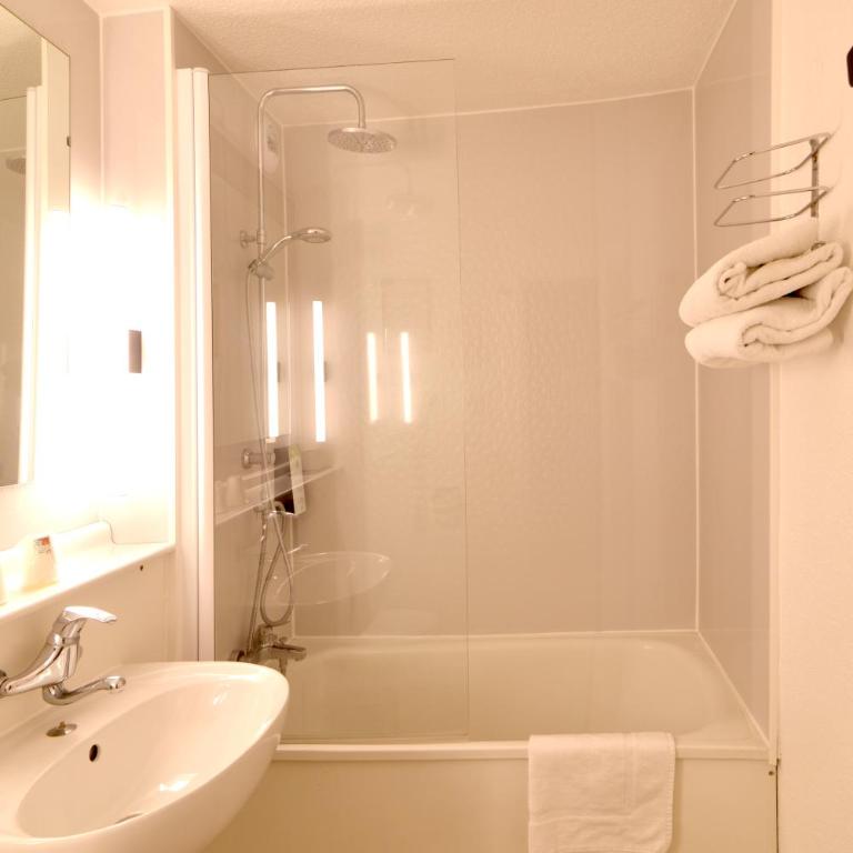 KYRIAD HONFLEUR - La Riviere Saint Sauveur - Chambre Double - 9
