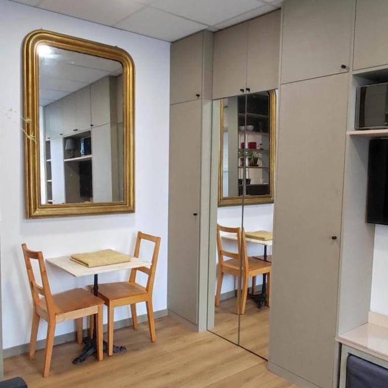 Studio Porte de Vanves - Paris Sud - Chambre Double avec Salle de Bains Privative - 1