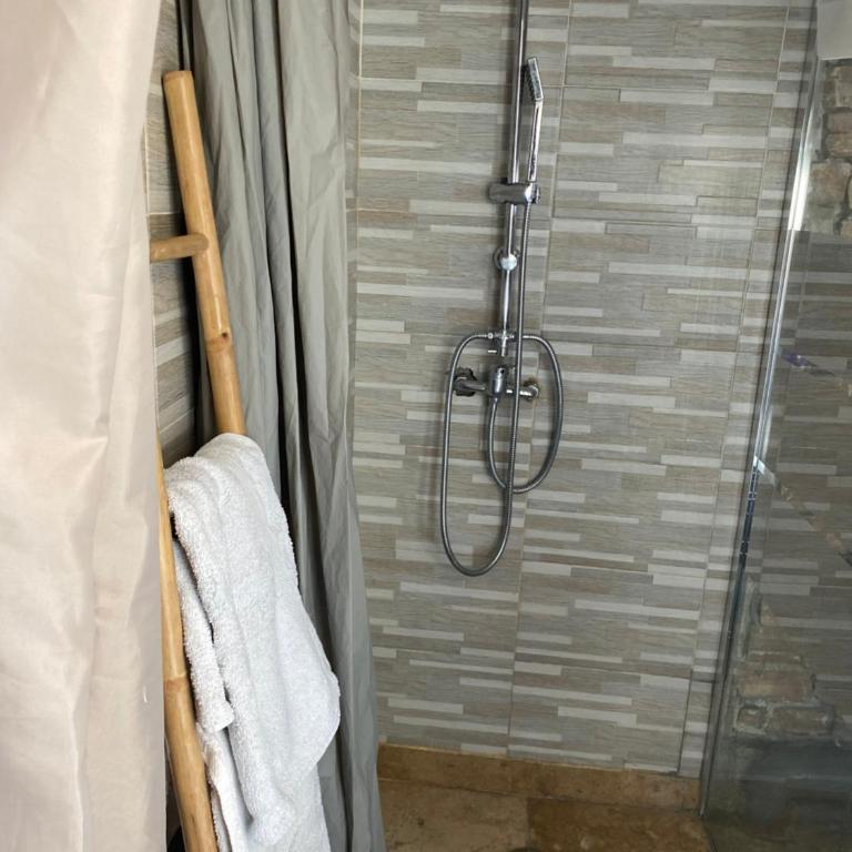 Studio Cosy climatisé 50 mètres de la gare 5 mn du centre 10 mn des plages - Apartment mit 1 Schlafzimmer - 4