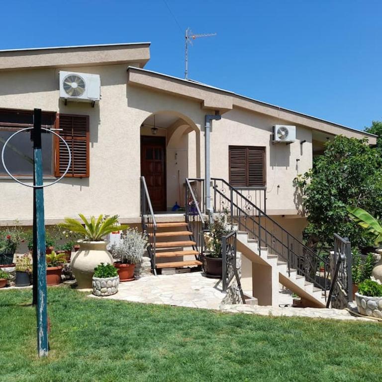 Vila Ada - Port Milena - Apartman sa 3 Spavaće Sobe - 1