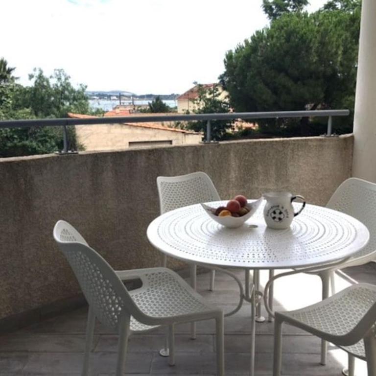 Appartement T3 avec 2 chambres et grand balcon - Apartment mit 2 Schlafzimmern - 9
