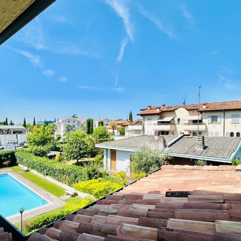 Parigi Apartment - 200m dal Lago con Vista piscina - One-Bedroom Apartment - 12